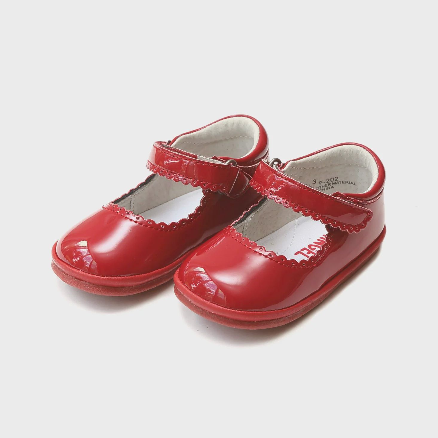 Cara--Scalloped MJ