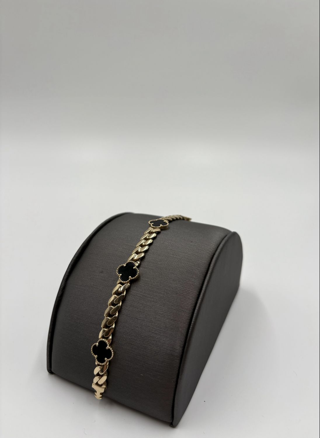 Pulsera de flores 14k