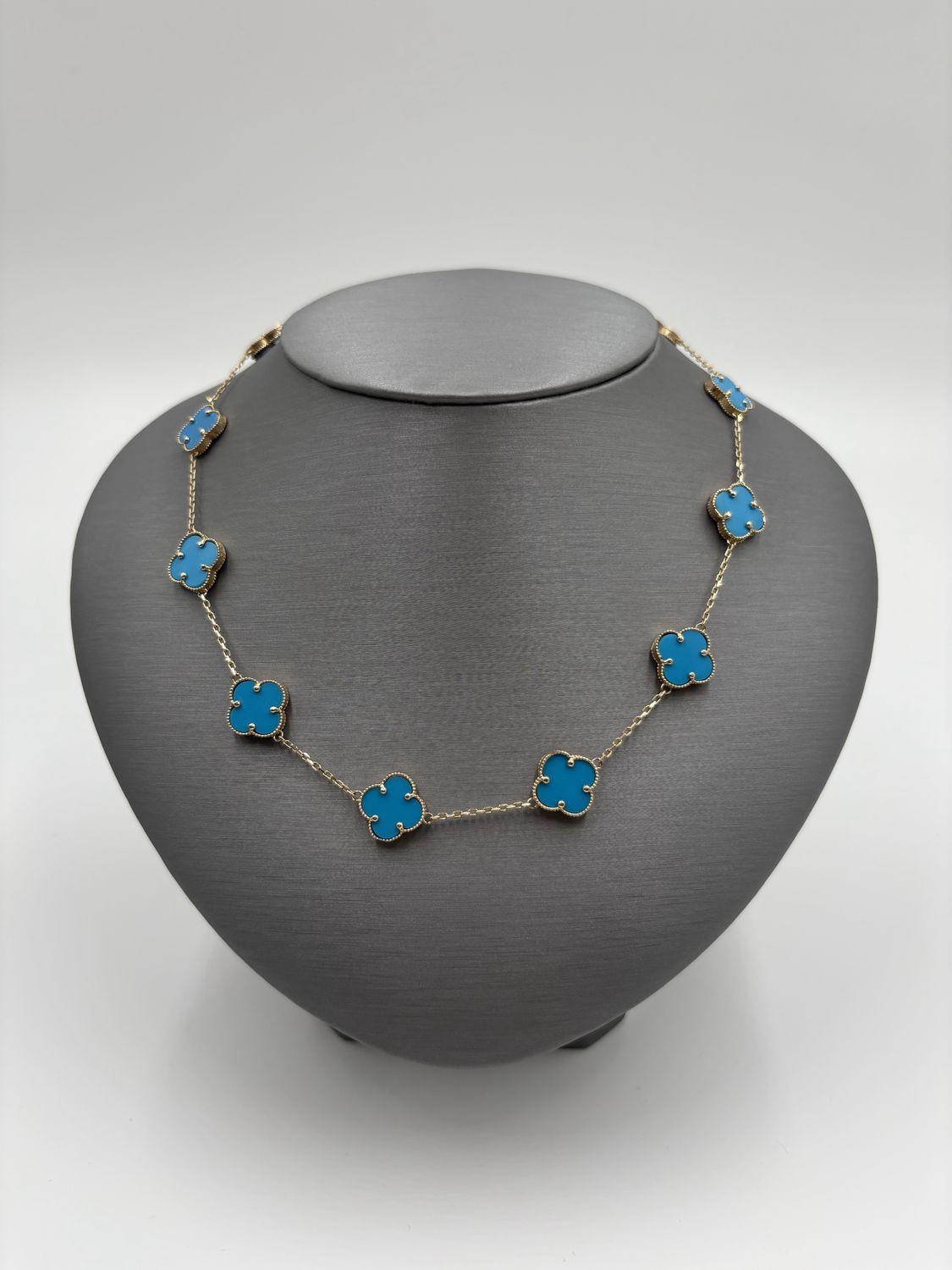 Gargantilla de flores 14k