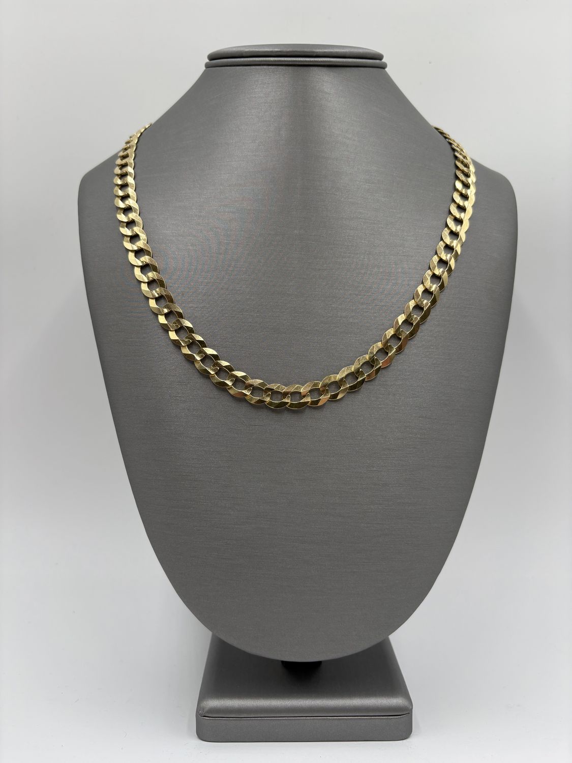 Cadena martillada 14k