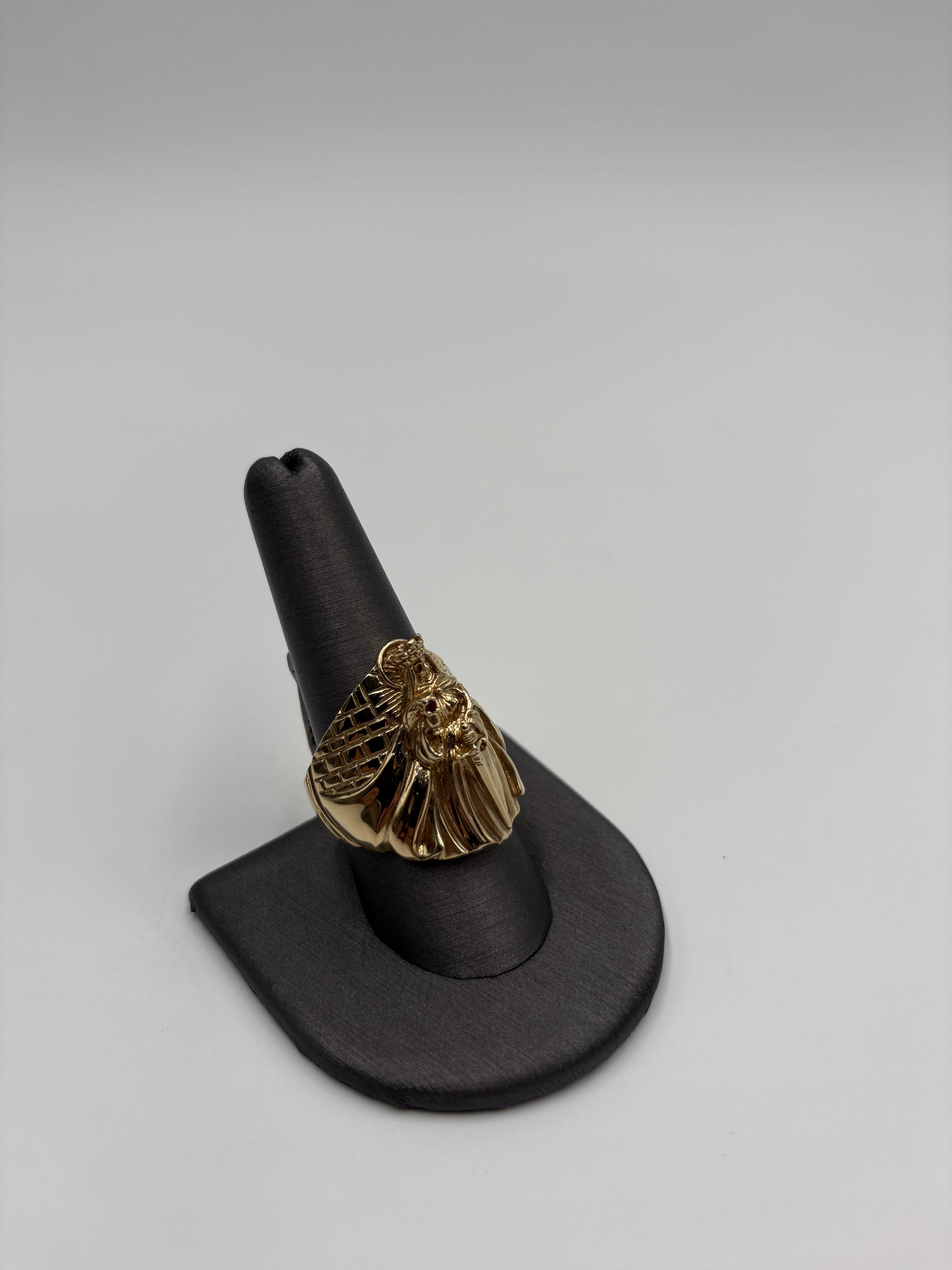 Anillo de hombre de santa barbara 10k