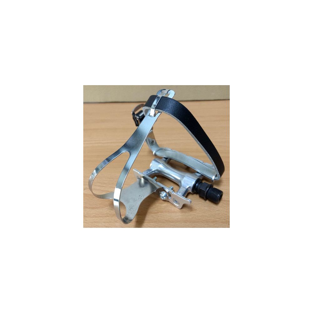 Electra Ticino Road Pedals 9/16 With Toe Strap