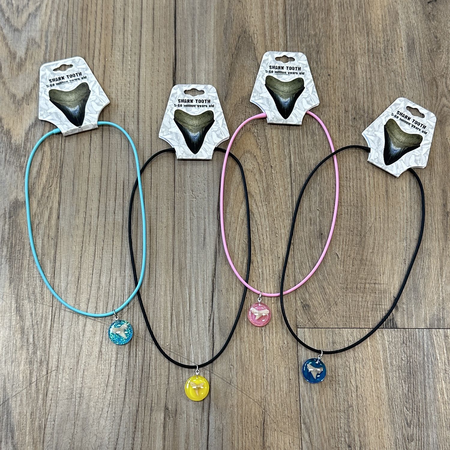 Shark Tooth Acrylic Circle Necklace, Color: Black Cord