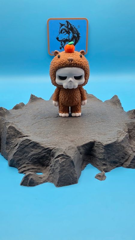 🍊 Poppy – Der gemütliche Capybara-Skubbie