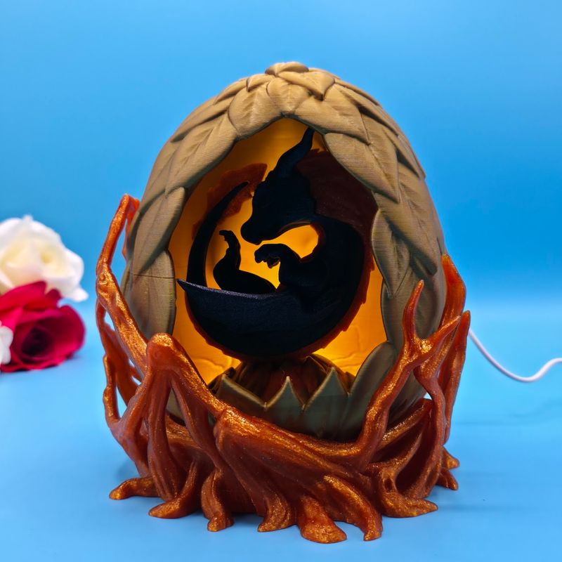 🌿 Wurzelträumer – Wald-Drachen-Ei mit Baby-Drache