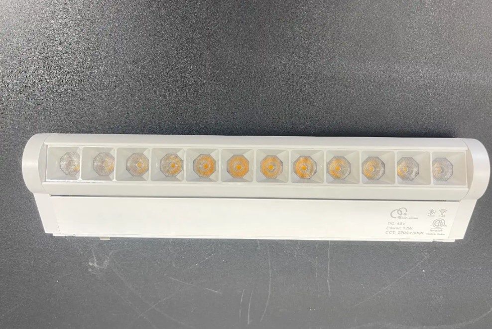 ULTRA THIN MAGNETIC GS12 FOLDING B-WHT