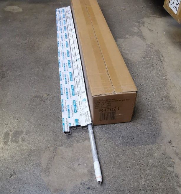 4 T5 25.5W-G5 BASE-3CCT GLASS