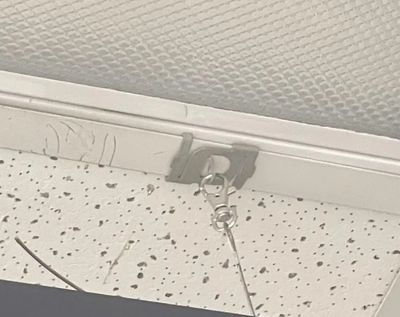 TWIST CLIP 15/16 W/PLAIN HOLE