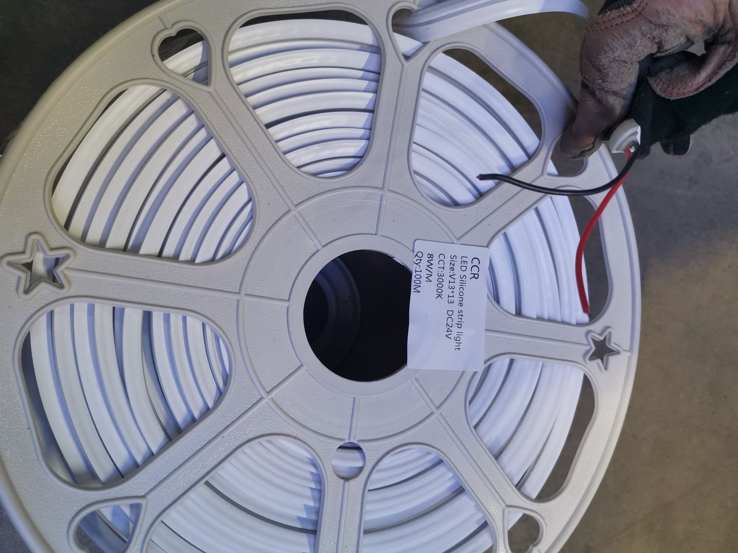 NEON STRIP V13*13 24V NW PER METER
