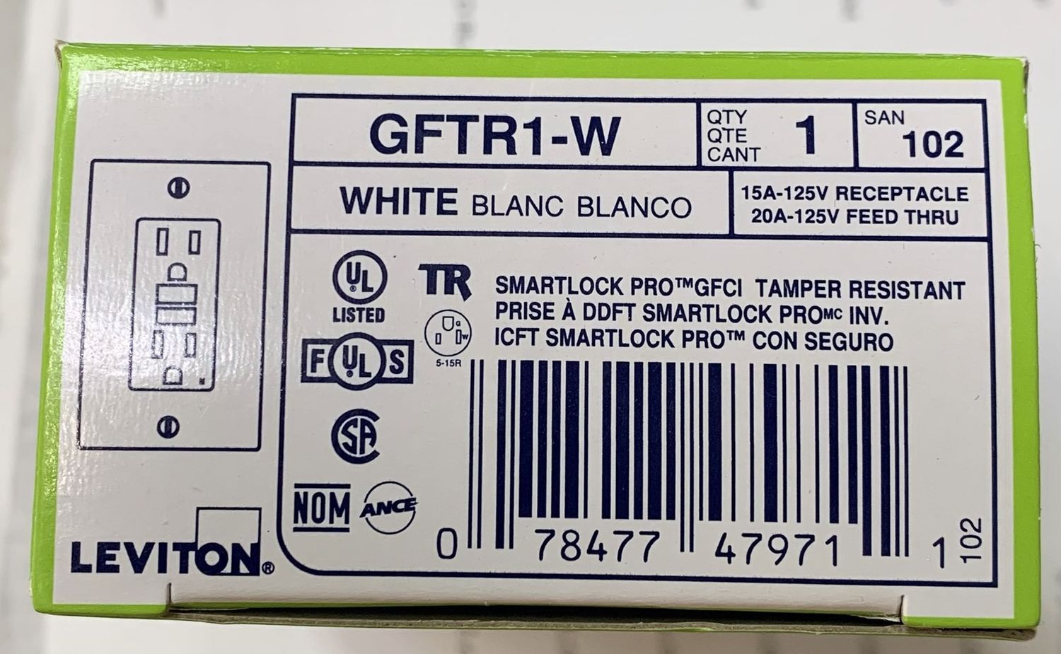 SELF-TEST TAMPER RESISTANT GFCI OUTLET, WITH WALLPLATE SELF-TEST TAMPER RESISTANT GFCI OUTLET, WITH WALLPLATE