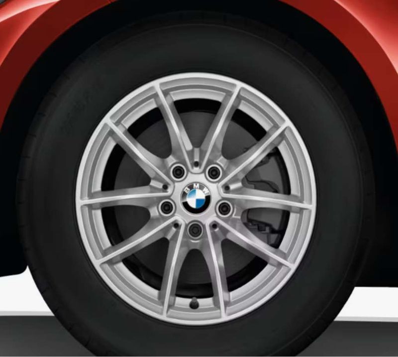 BMW 3er 16 Zoll Winterreifen 774 – Original BMW Alufelgen mit Reifen kaufen in Österreich. Hochwertige BMW Qualität für maximale Performance und Sicherheit. Jetzt BMW Kompletträder auf www.tyre1.at entdecken.