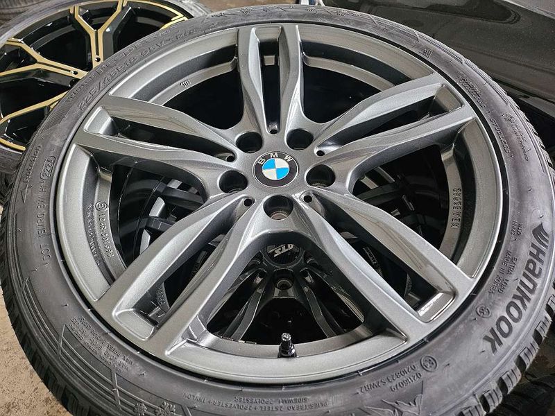 BMW 3er 4er Alufelgen 19 Zoll grau – Original BMW Alufelgen mit Reifen kaufen in Österreich. Hochwertige BMW Qualität für maximale Performance und Sicherheit. Jetzt BMW Kompletträder auf www.tyre1.at entdecken.