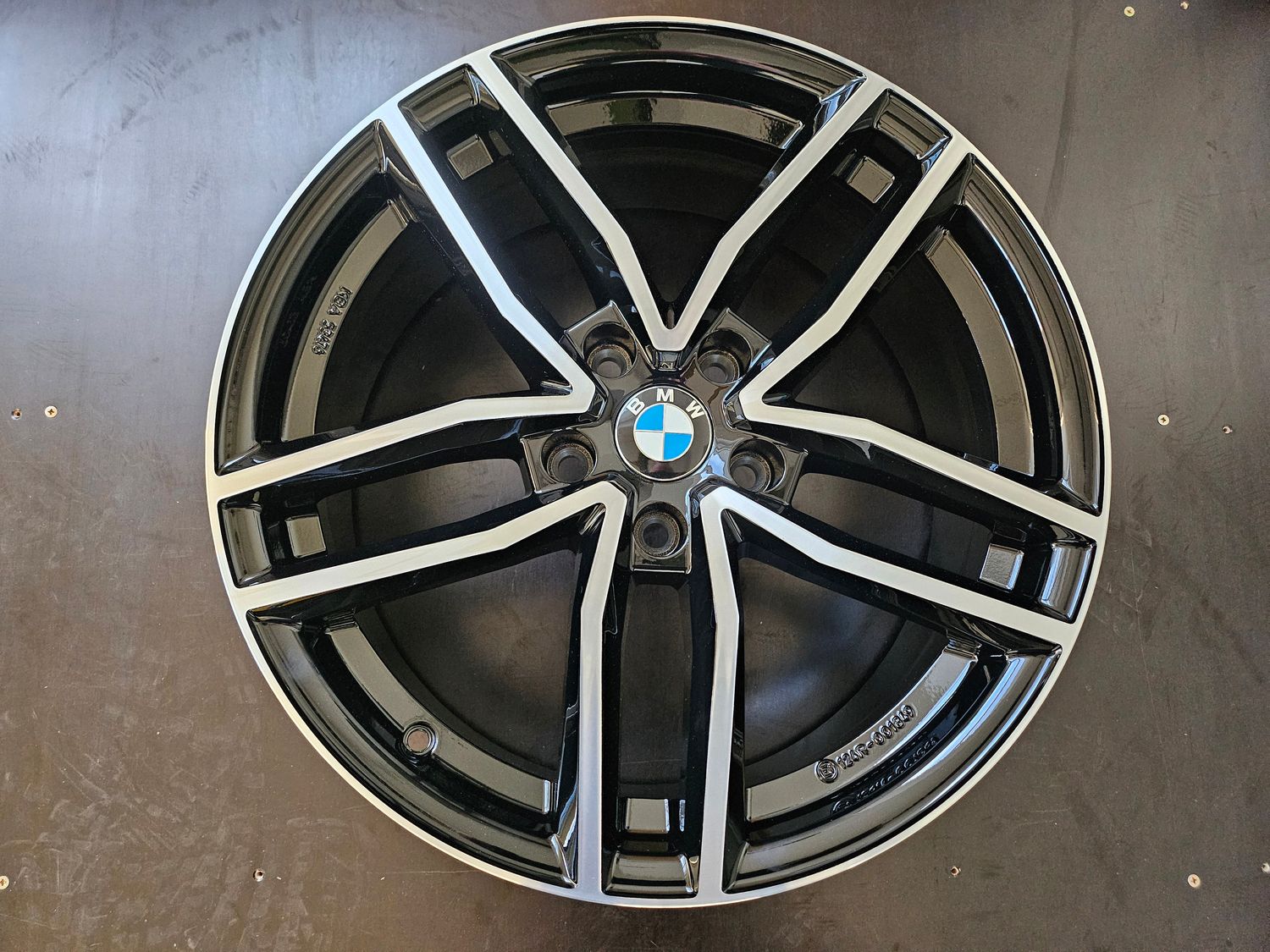 BMW Winterkompletträder für X1 U11 X2 U10 18 Zoll