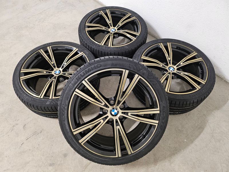 BMW 3er 4er Winterreifen 793 – Original BMW Alufelgen mit Reifen kaufen in Österreich. Hochwertige BMW Qualität für maximale Performance und Sicherheit. Jetzt BMW Kompletträder auf www.tyre1.at entdecken.