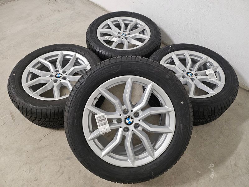 BMW X5 G05 X6 G06 Kompletträder Winter – Original BMW Alufelgen mit Reifen kaufen in Österreich. Hochwertige BMW Qualität für maximale Performance und Sicherheit. Jetzt BMW Kompletträder auf www.tyre1.at entdecken.