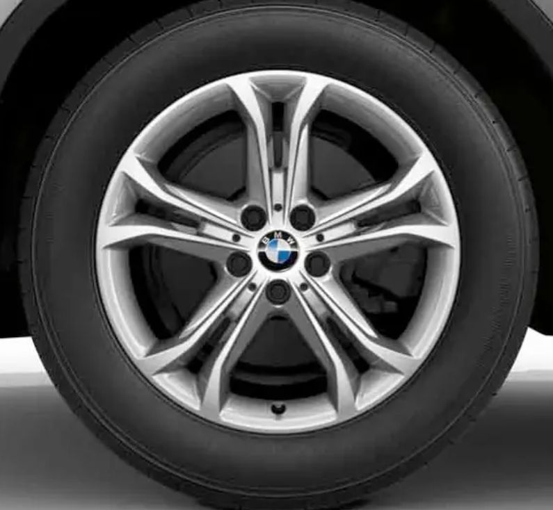 Original BMW Winterkompletträder Winterreifen Alufelgen für X3 G01 X4 G02 19 Zoll Doppelspeiche 688