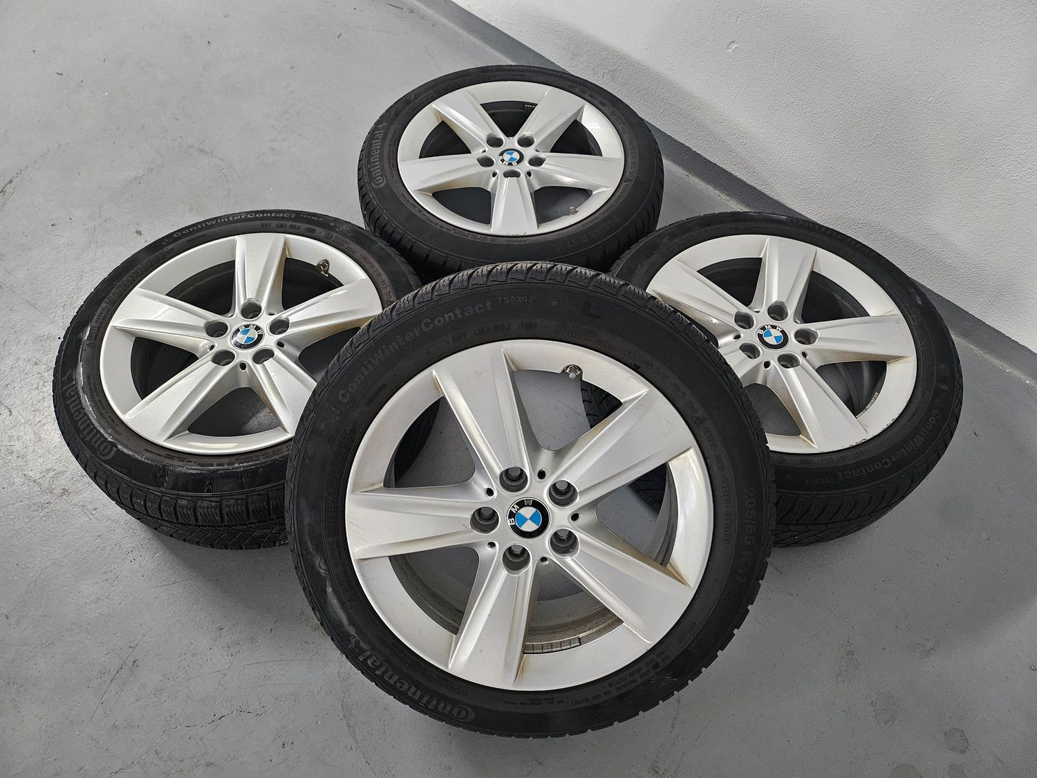Original BMW Winterkompletträder Winterreifen Alufelgen für 2er F45 F46 17 Zoll Sternspeiche 478
