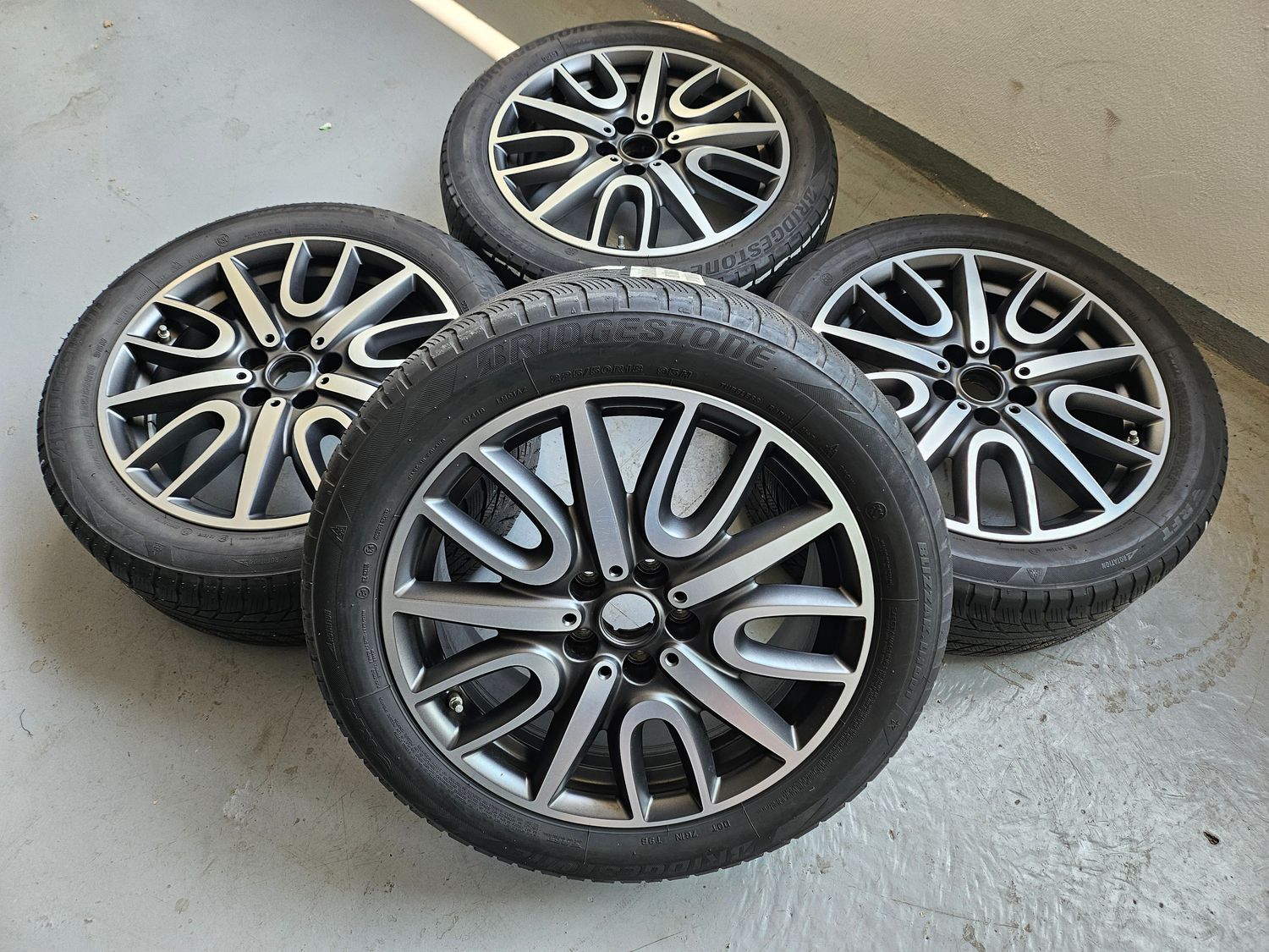 Original MINI F60 Countryman 18 Zoll Winterkompletträder Winterreifen Alufelgen JCW Thrill Spoke 529