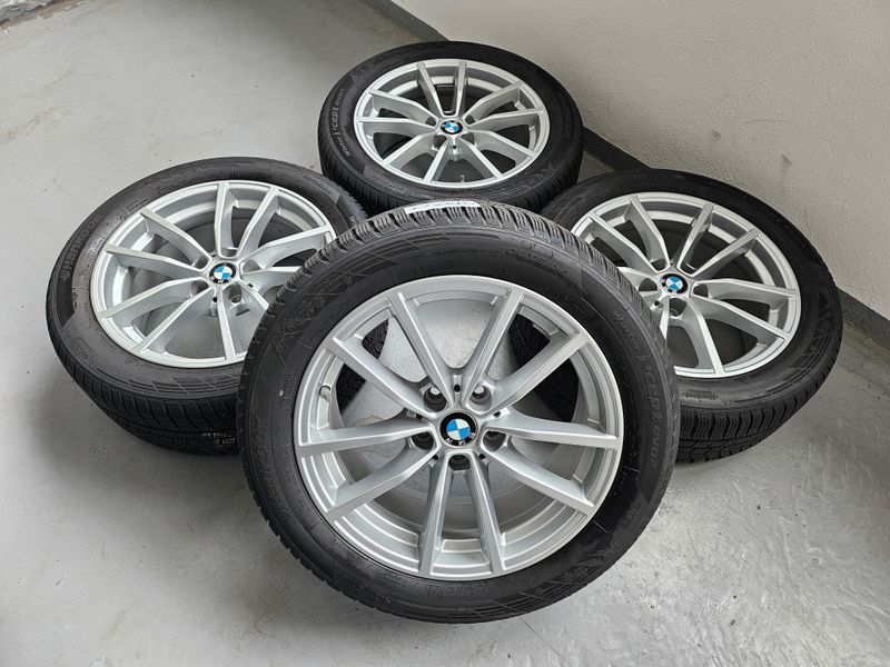 Original BMW Winterkompletträder Winterreifen Alufelgen für 3er G20 G21 4er G22 G23 17 Zoll V Speiche 778 silber