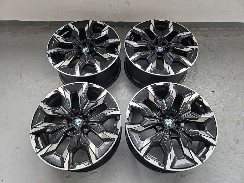 BMW 5er neu i5 Limousine G60 und G61 Touring 21 Zoll Original Alufelgen Individual 954i