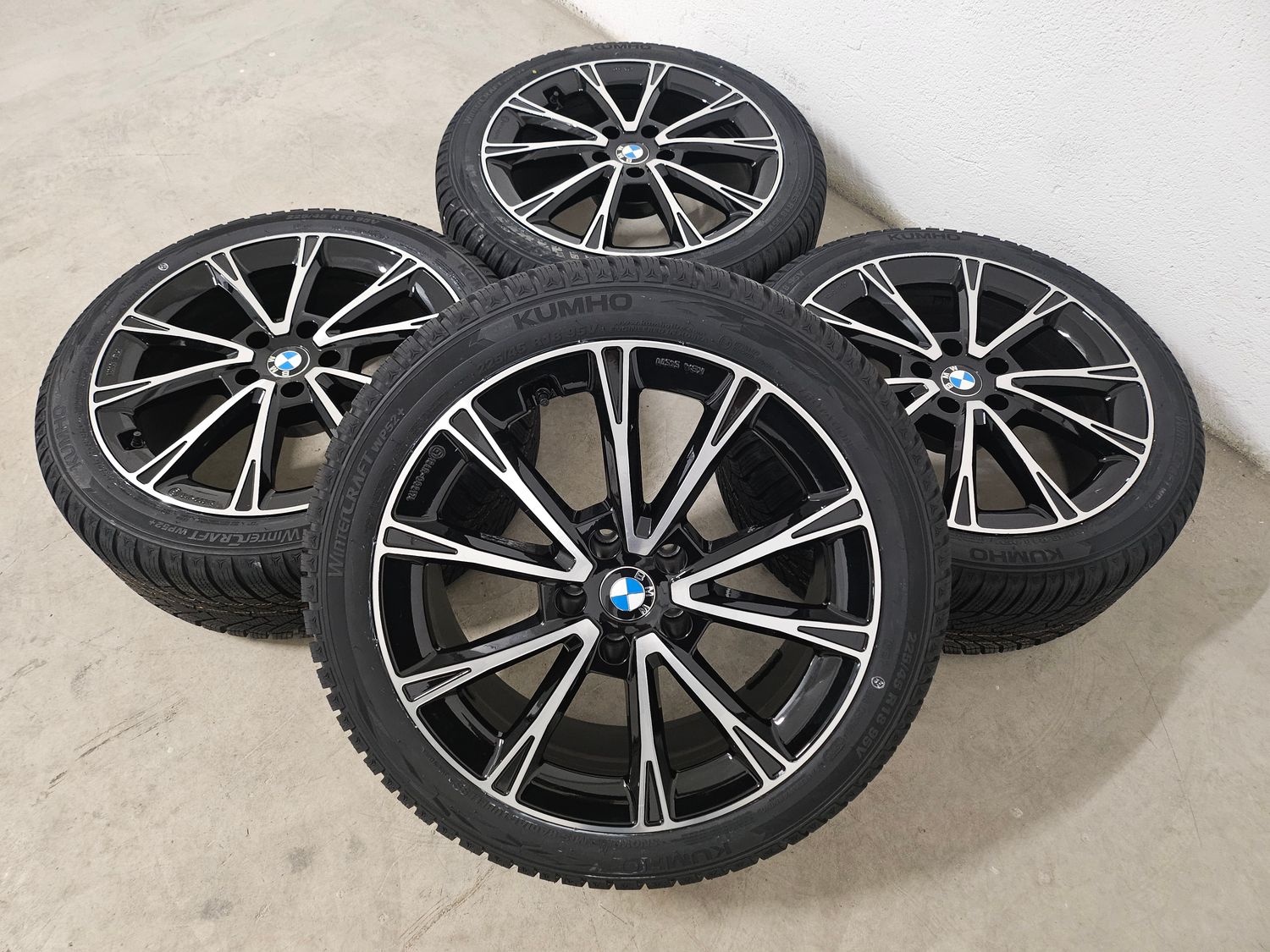 Winterkompletträder Winterreifen Alufelgen für BMW 3er G20 G21 4er G22 G23 18 Zoll schwarz frontpoliert ECE Freigabe