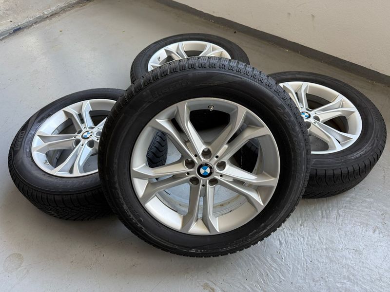 Original BMW Winterkompletträder Winterreifen neu Alufelgen für X3 G01 X4 G02 18 Zoll Doppelspeiche 688