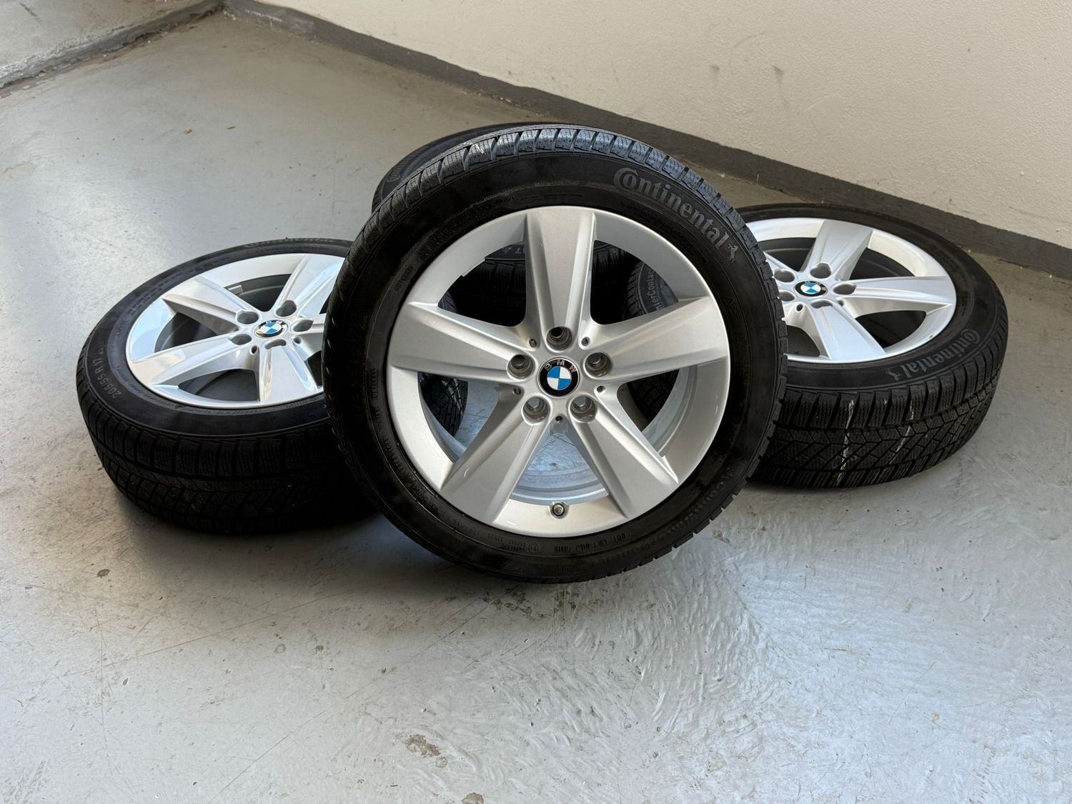 Original BMW Winterkompletträder Winterreifen Alufelgen für 2er F45 F46 17 Zoll Sternspeiche 478