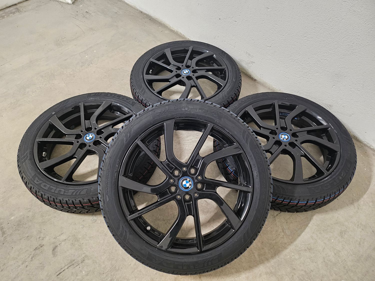 BMW i3s Winterkompletträder 19 Zoll Brock mit ECE Freigabe