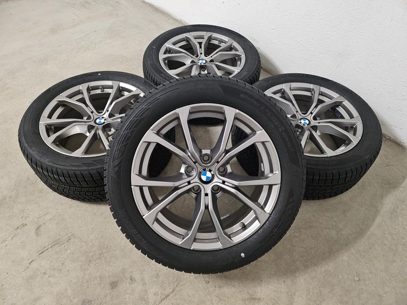 Original BMW Winterkompletträder Winterreifen fabrikneu Alufelgen für 3er G20 G21 4er G22 G23 17 Zoll V Speiche 776 grau gebraucht