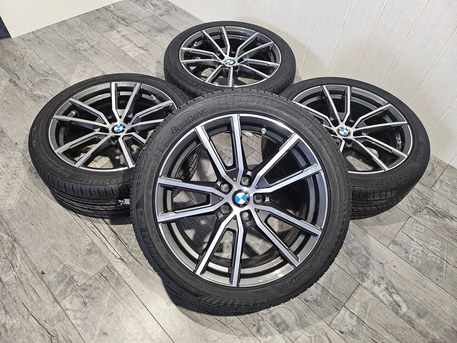 Original BMW Sommerkompletträder, Sommerreifen neu, Alufelgen gebraucht, für 2er G42 3er G20 G21 4er G22 G23 18 Zoll V Speiche 780