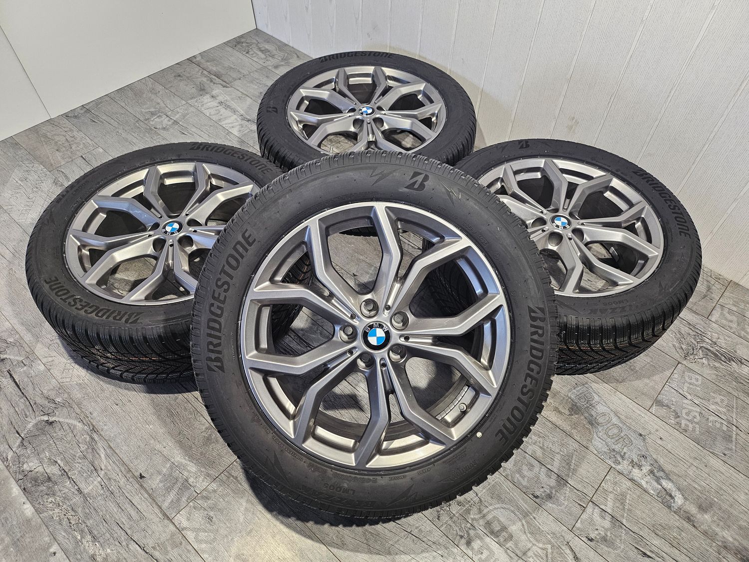 Original BMW Winterkompletträder Winterreifen neu Alufelgen  gebraucht für X3 G01 X4 G02 19 Zoll V Speiche 694 grau