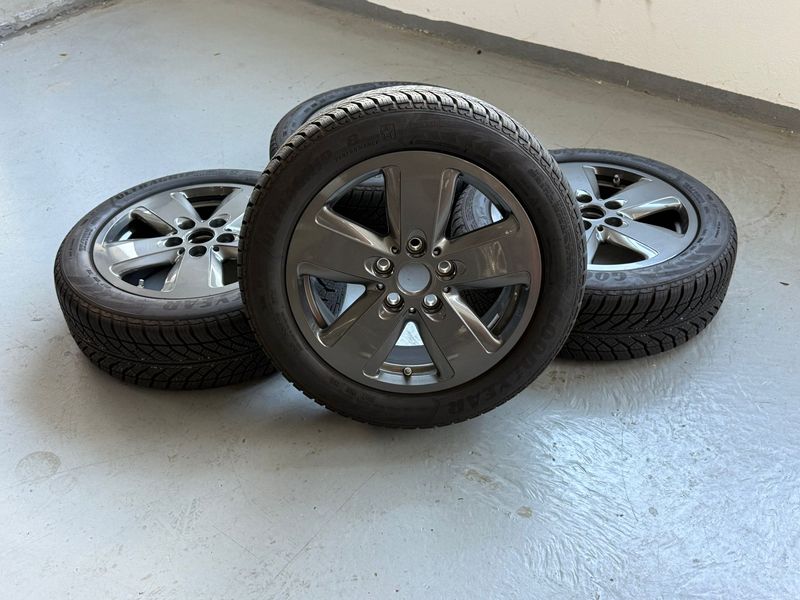 Original MINI F55 F56 F57 16 Zoll Winterkompletträder Winterreifen Alufelgen Sternspeiche 517 grau