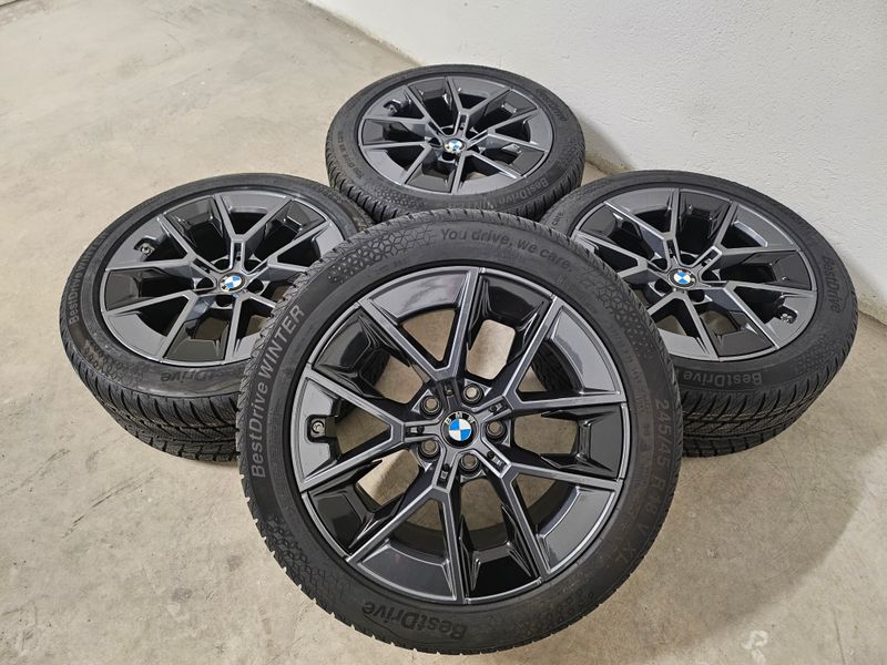 BMW Winterkompletträder Winterreifen Alufelgen für i4 Elektro und 4er G26 Gran Coupe 18 Zoll Aerodynamik 854 grey