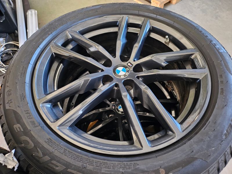Original BMW Winterkompletträder Winterreifen Alufelgen für X3 G01 X4 G02 19 Zoll M Doppelspeiche 698 orbitgrey