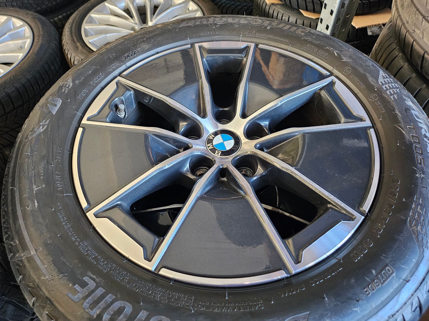 Original BMW Winterkompletträder Winterreifen Alufelgen für 3er G20 G21 16 Zoll V Speiche 774 silber