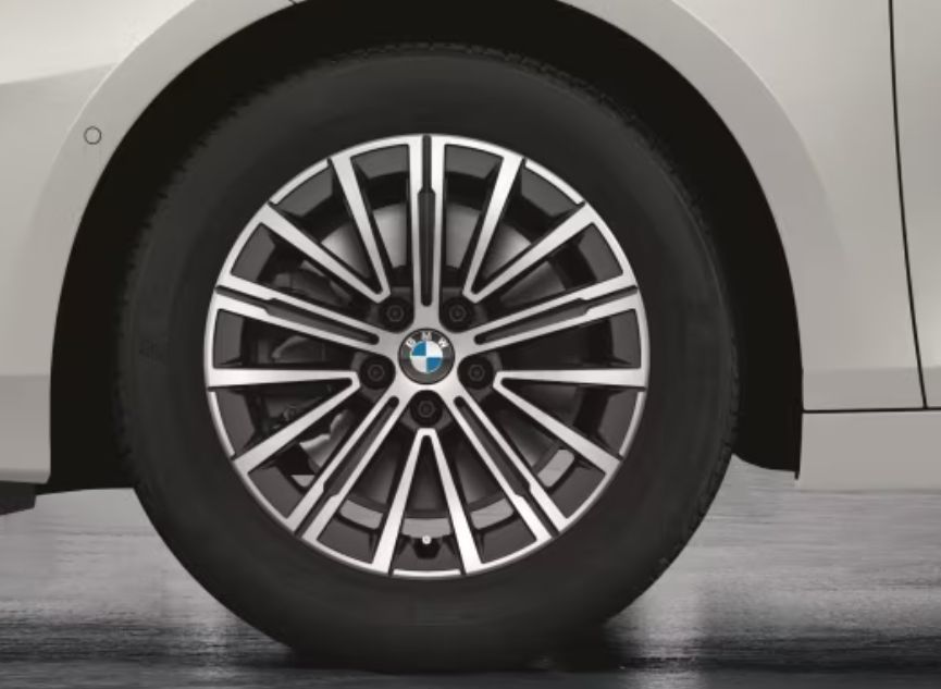 Original BMW Winterkompletträder Winterreifen Alufelgen für X1 U11 X2 U10 17 Zoll V Speiche 833