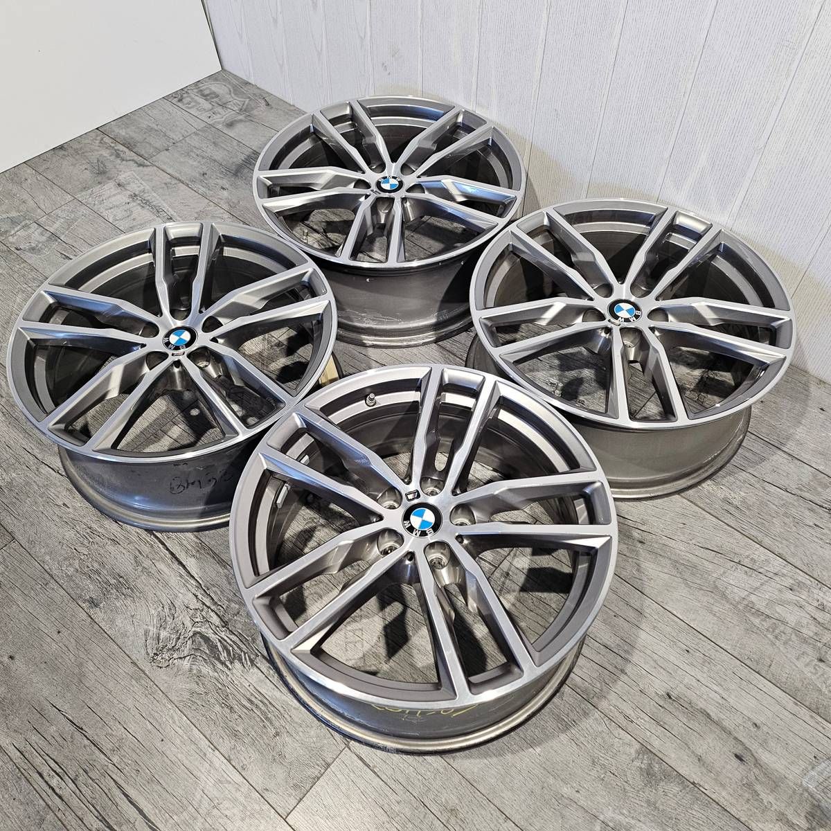 Original BMW Sommerkompletträder Sommerreifen fabrikneu Alufelgen gebraucht für X3 G01 X4 G02 19 Zoll M Doppelspeiche 698 bicolor