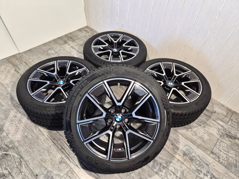 BMW Winterkompletträder Winterreifen fabrikneu Alufelgen gebraucht für i4 Elektro und 4er G26 Gran Coupe 18 Zoll Aerodynamik 858 bicolor
