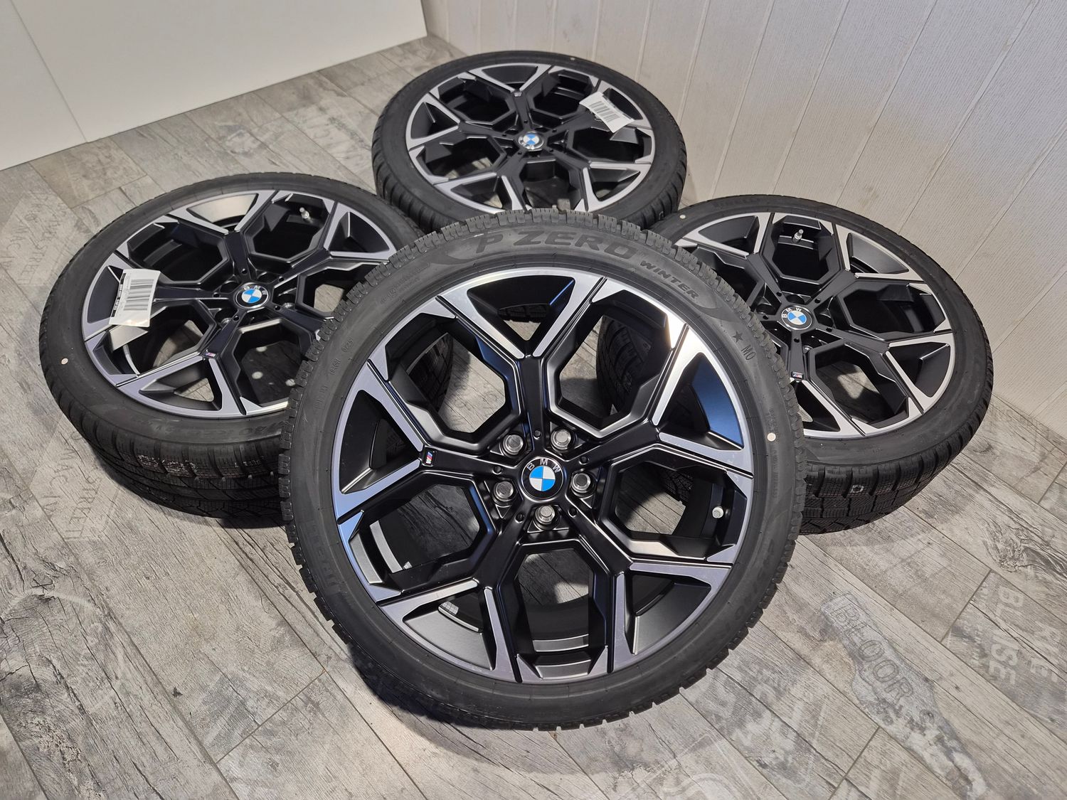 Original BMW 20 Zoll Winterkompletträder Winterreifen Alufelgen M872 bicolor für X1 U11 X2 U10 fabrikneu