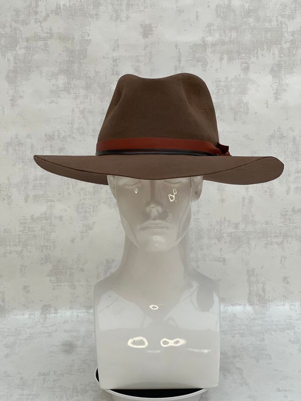 Cowboy hat Indiana Jones style size 62