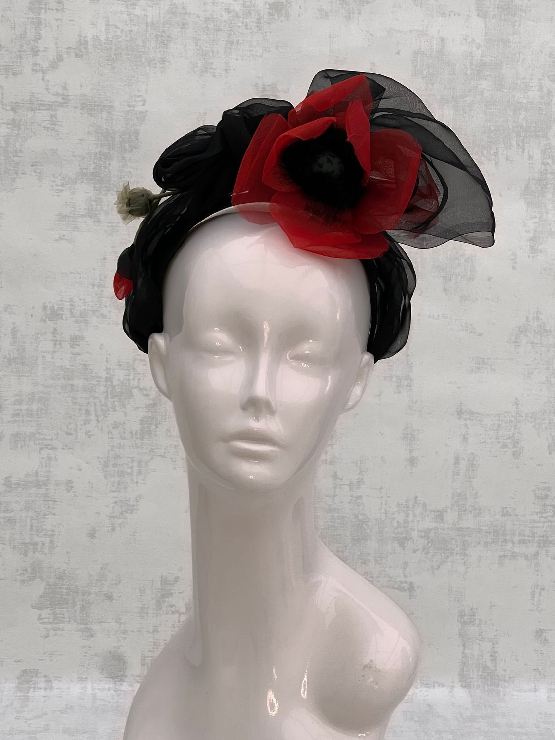 Silk Fasciantor  with red silk flower