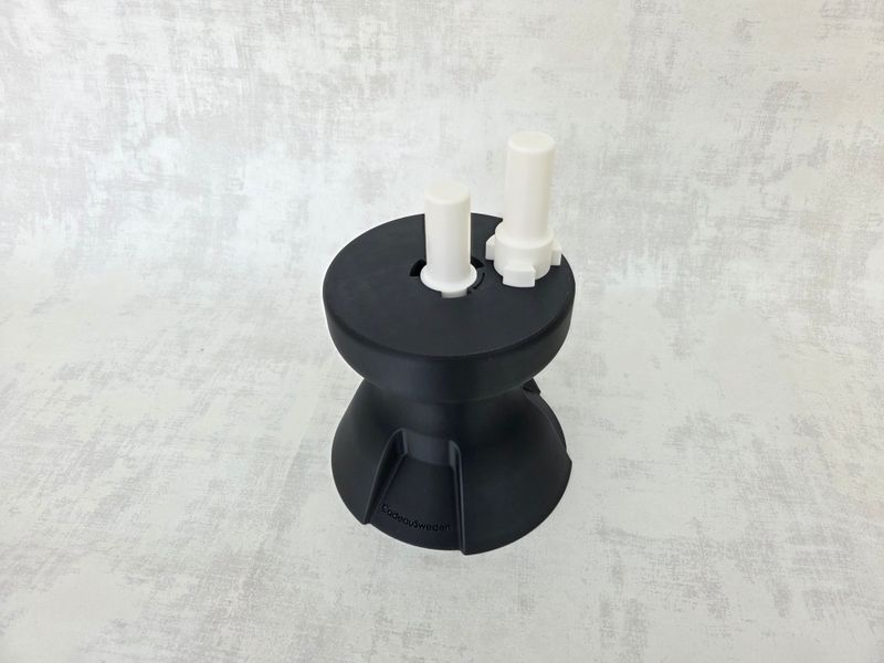 Hat Block Stand with 2 included interchangeable studs