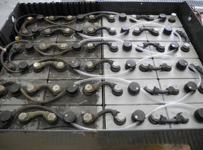 Spannung 80V