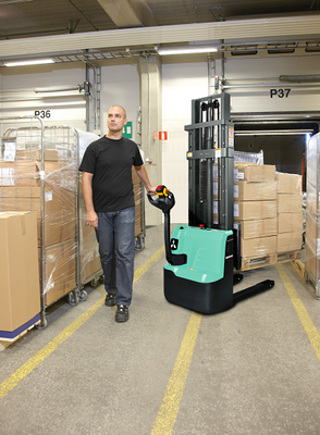 Elektro Hochhubwagen Mitsubishi SBP12QLDI, Tragkraft: 1.200 kg, Hubhöhe: 2.500 mm