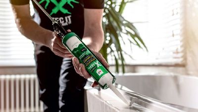 TEC7 Spezialklebstoff mit hoher Anfangshaftung, weiß