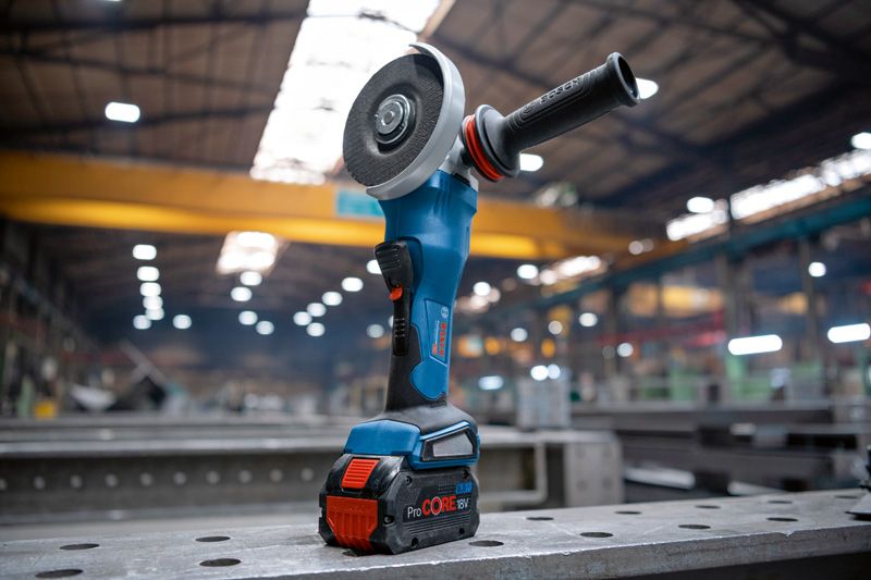 BOSCH Akku-Winkelschleifer BITURBO GWS 18V-15 P