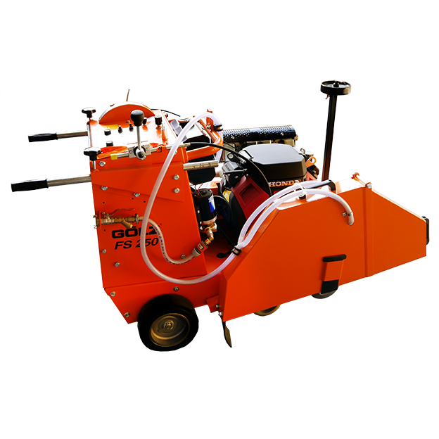 GÖLZ FS250 mit Honda Motor