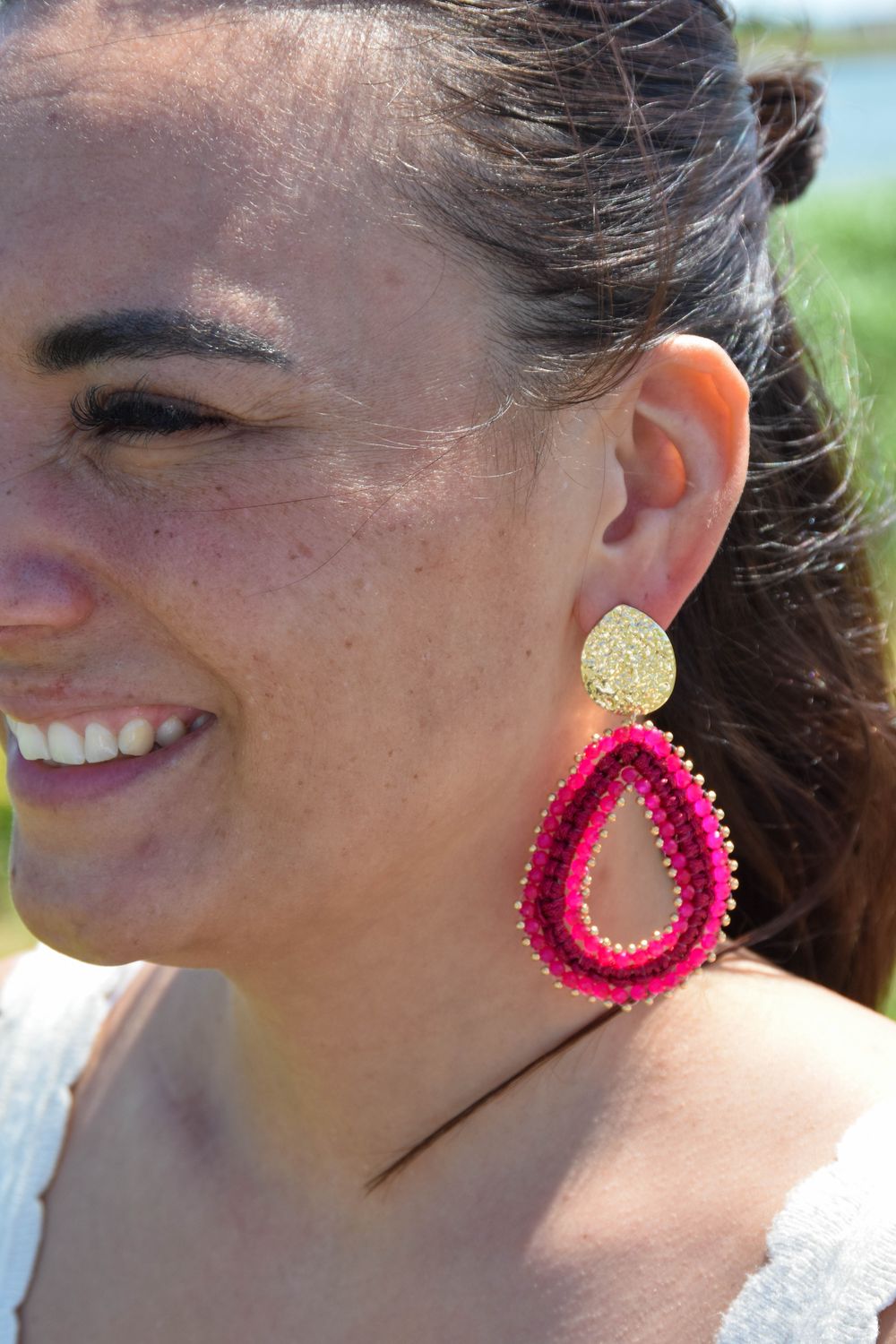 Oorbel ovaal fuchsia