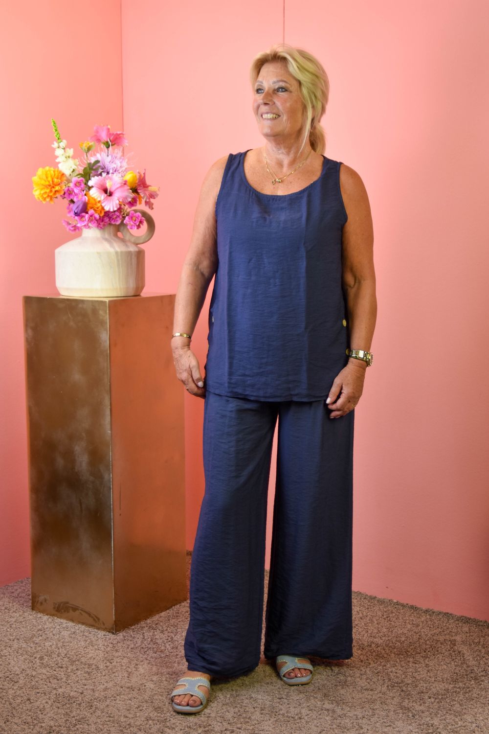 Wijde broek met riem marineblauw