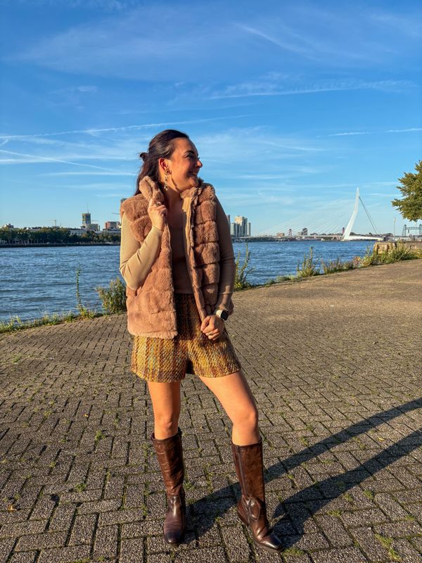 Teddy bodywarmer camel